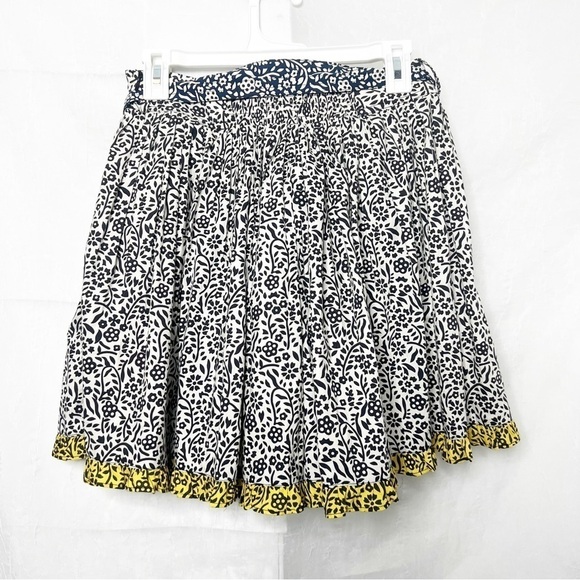 NEW with tags Current Air Pleated Floral Shorts - Picture 6 of 10